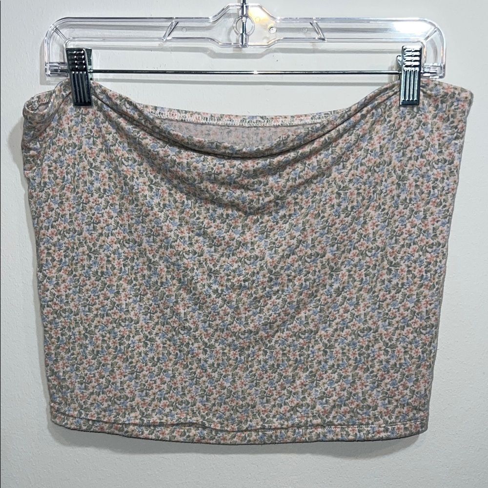 American Eagle Outfitters Floral Crop Top - Cream and Blue